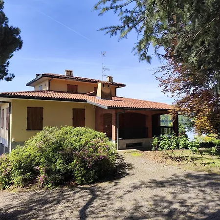 Faggio Rosso, Tranquillita In Riva Al Вилла Travedona