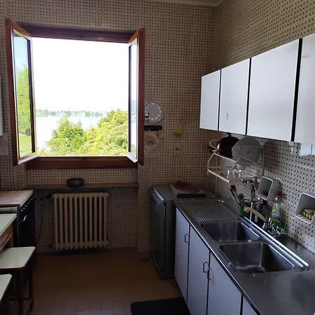 Faggio Rosso, Tranquillita In Riva Al