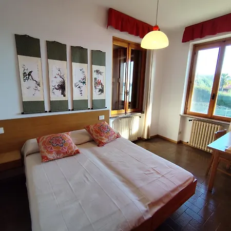 Villa Faggio Rosso, Tranquillita In Riva Al Travedona