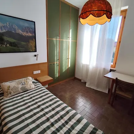 Вилла Faggio Rosso, Tranquillita In Riva Al Travedona