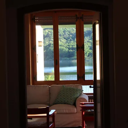 Вилла Faggio Rosso, Tranquillita In Riva Al Travedona