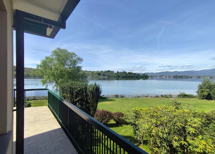 Faggio Rosso, Tranquillita In Riva Al *